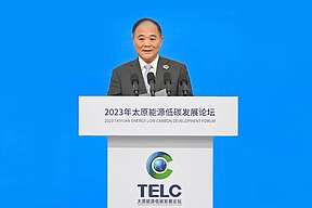 吉利醇氢客车、甲醇轻卡两款产品正式上市