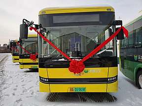 全球首批100部醇氢电动公交车交付天津